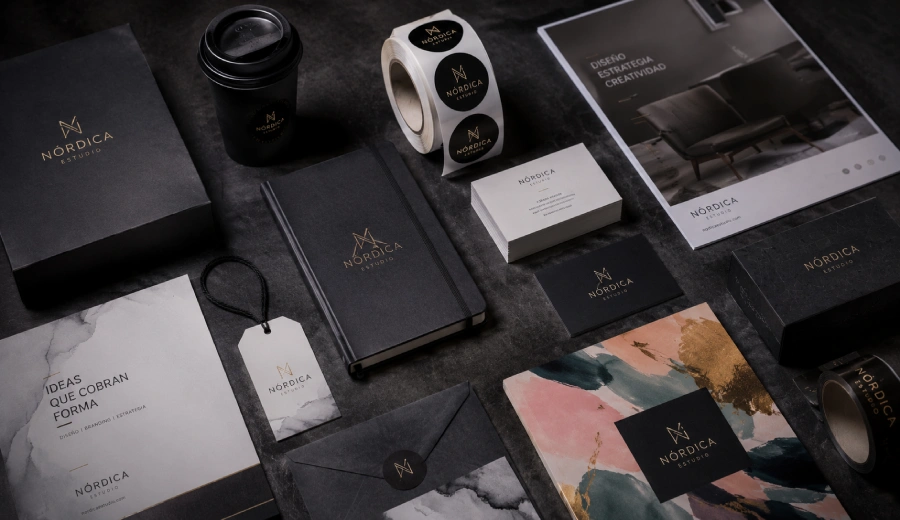 Kit corporativo realizado por Quito Imprenta - Impresión profesional en Ecuador